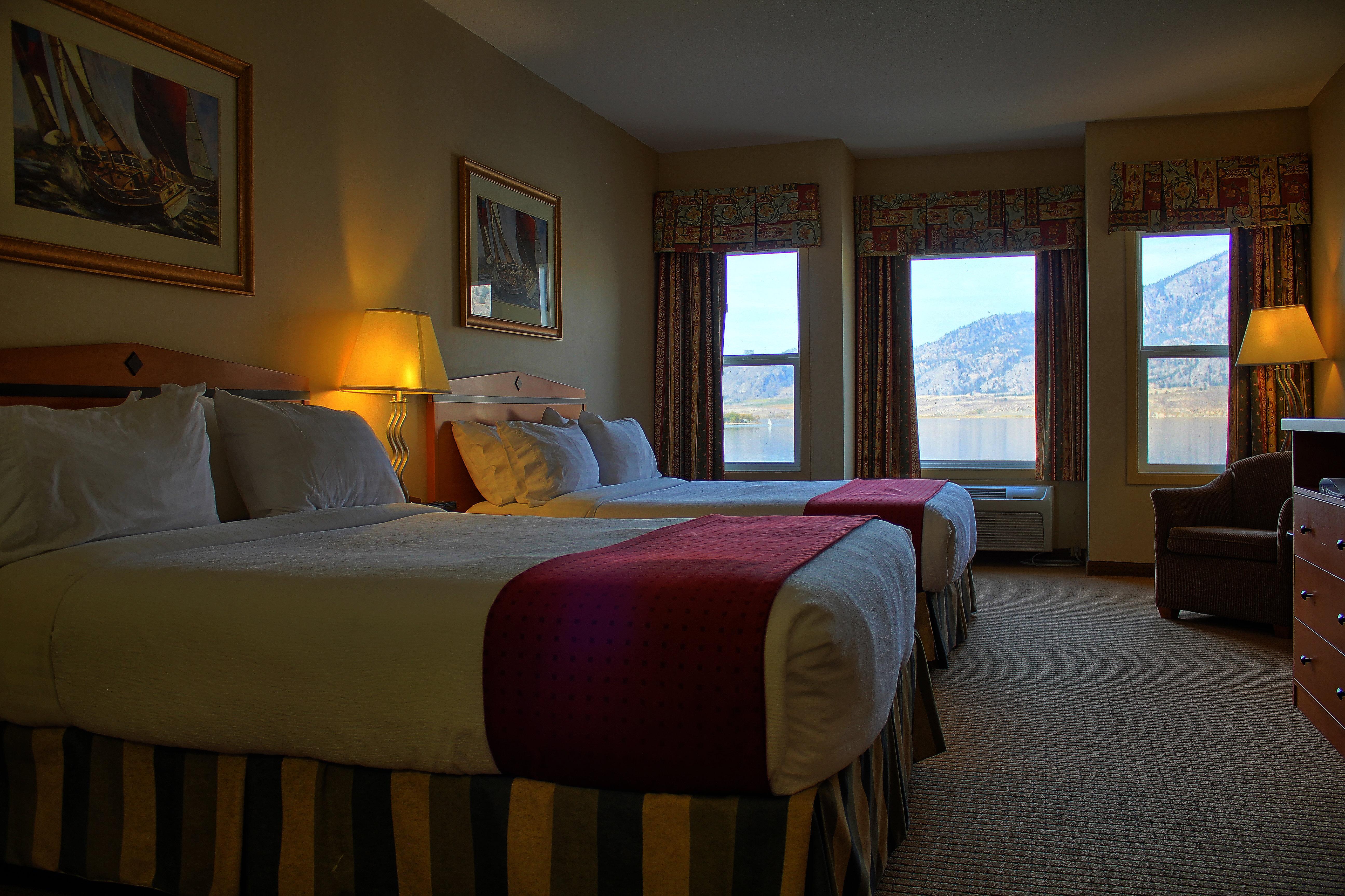 Holiday Inn Hotel & Suites Osoyoos By Ihg Exterior foto